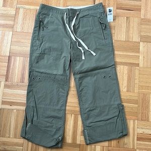 Adorable GAP Roll-up Pants